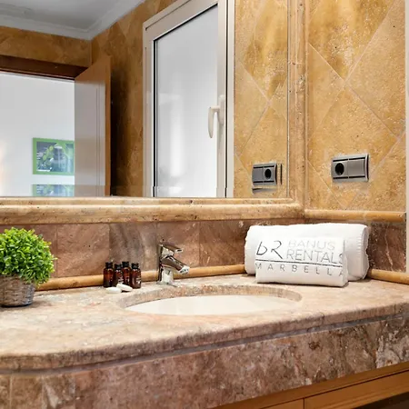 Magnifico En Complejo Exclusivo Con Piscina Cubierta - Gym - Sauna